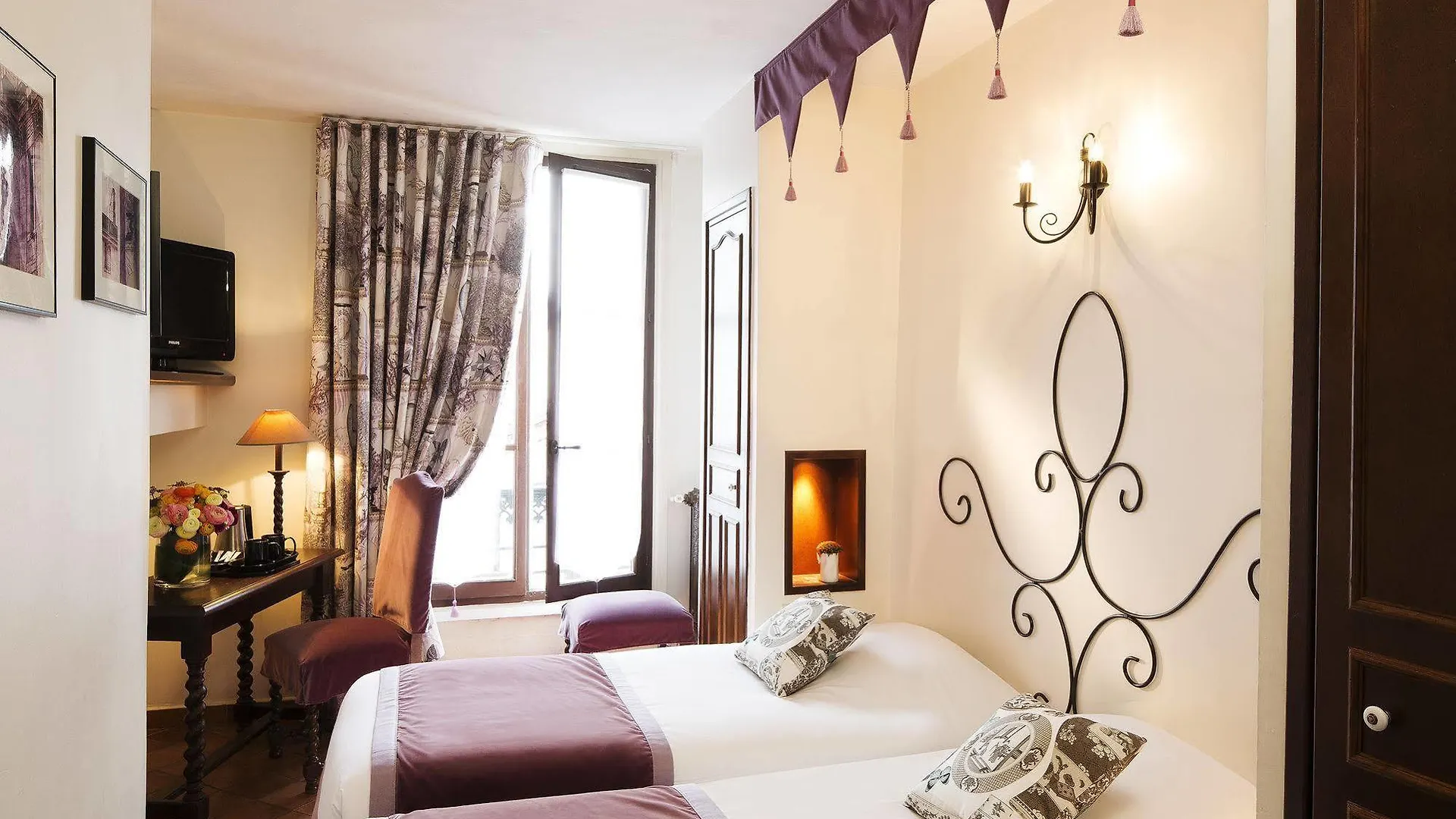 Castex Hotel